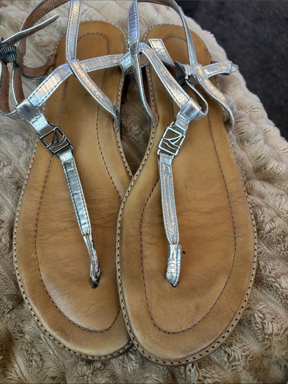 Sperry Metallic Silver T-Strap Sandals with Tan Footbed